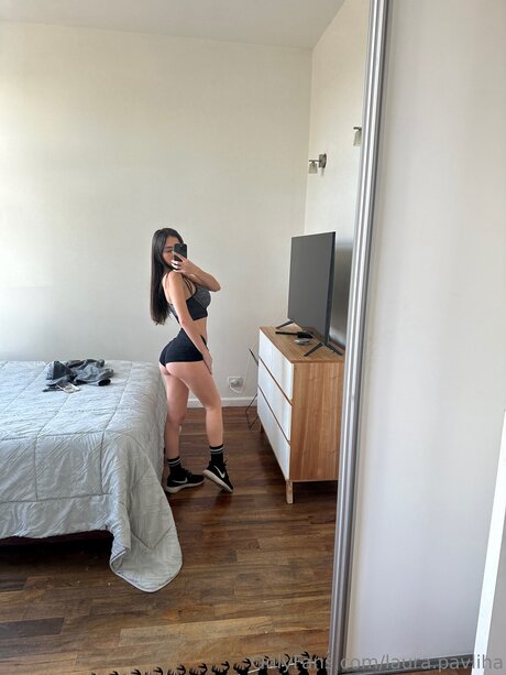 Laurasvault OnlyFans Leak