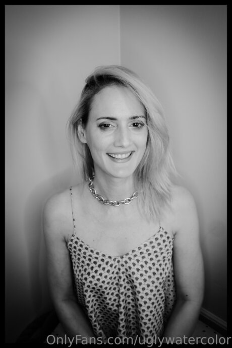 Uglywatercolor Nacktbilder von OnlyFans