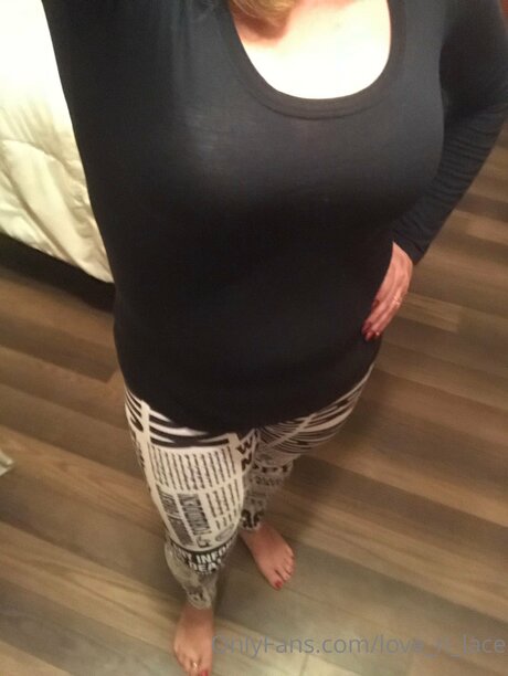 Love N Lace OnlyFans Bilder