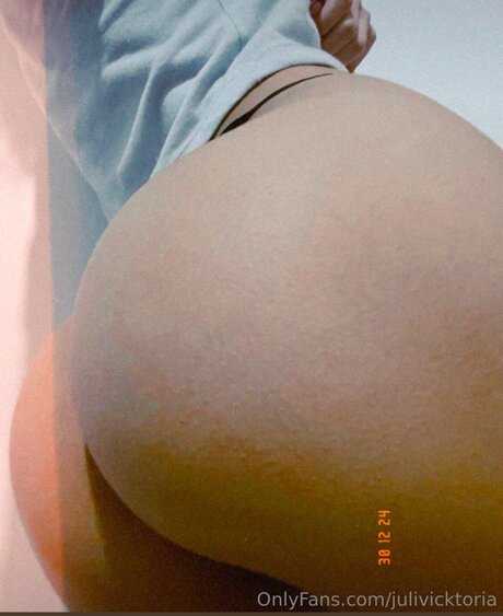 Julivicktoria OnlyFans-Post
