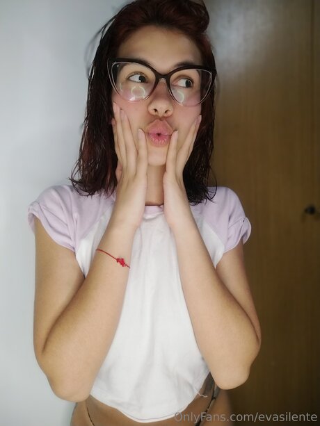 Evasilente Nackt OnlyFans Porn