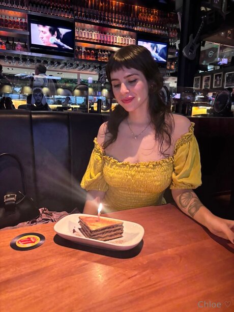 Chloe Magma NurlyFans-Brüste