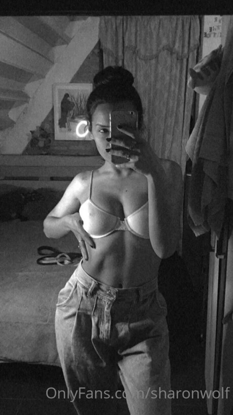 Sharonwolf Nacktbilder von OnlyFans