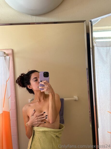 Alexissss24 Brüste OnlyFans