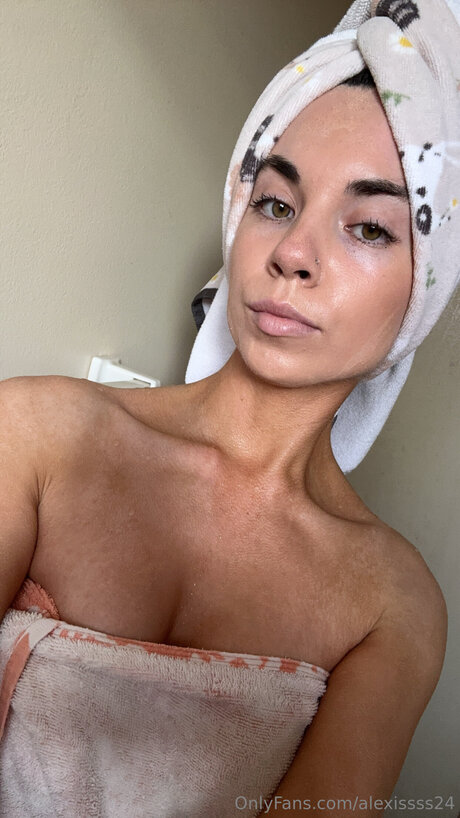 Alexissss24 OnlyFans Nackt Content