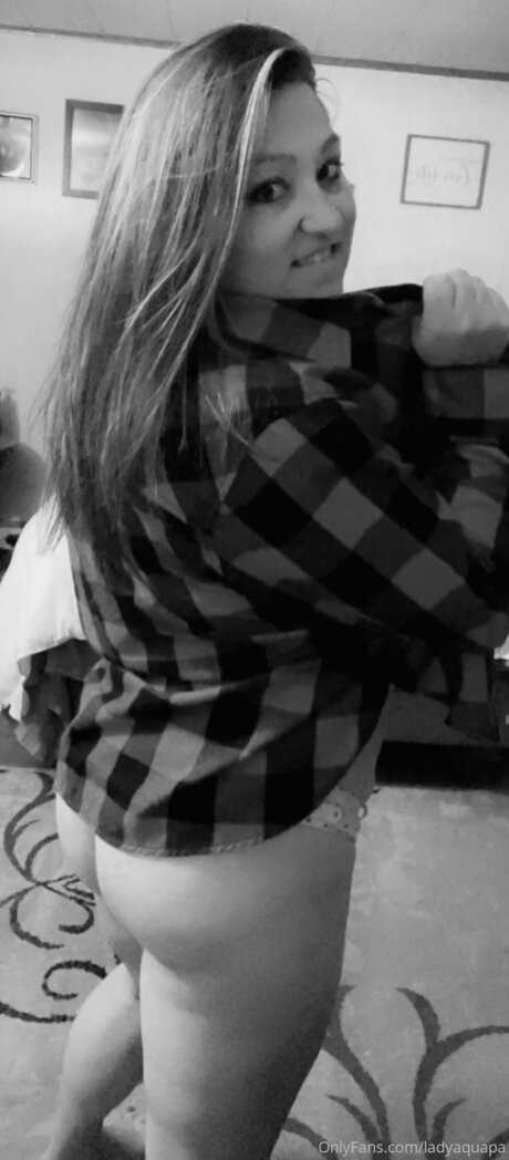 Ladyaquapa OnlyFans Nacktfotos