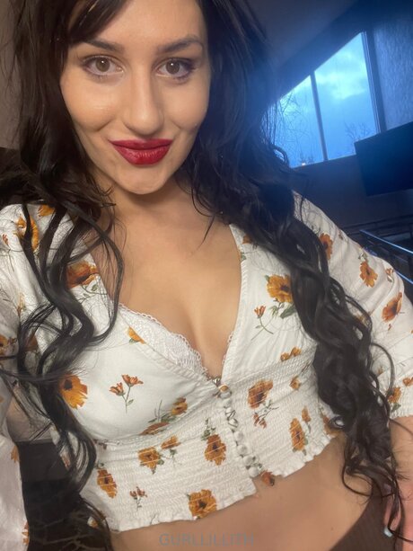Girllillith Titten OnlyFans