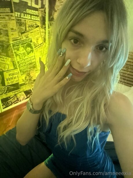 Sharonbugatti OnlyFans-Model