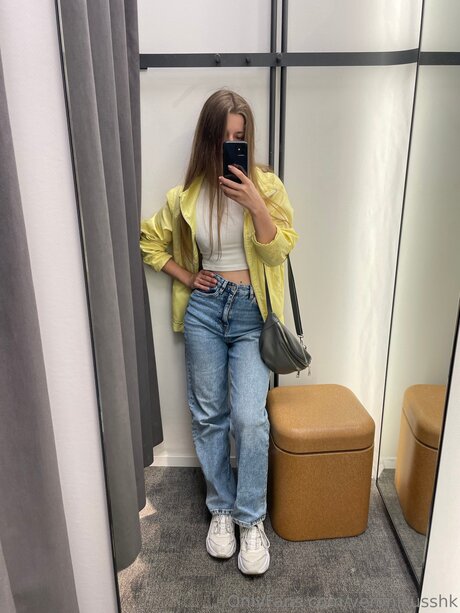 Veronikusshk Porn OnlyFans Leak