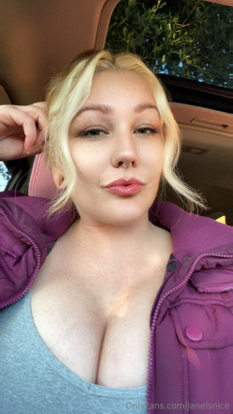 Janeisnice OnlyFans Nacktbilder