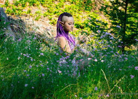 Wearywitchlingfree OnlyFans Brüste Bild