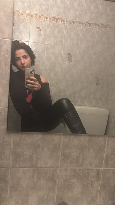 Uniquehornycopyright OnlyFans Sex