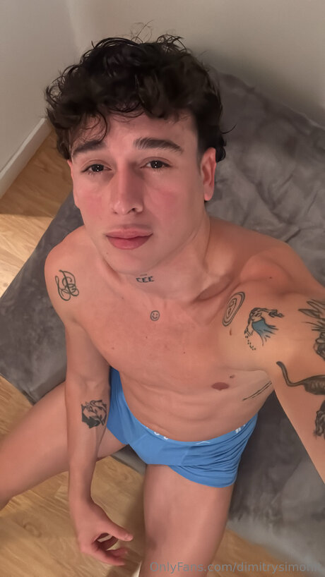 Dimitrysimonit OnlyFans Nacktbilder