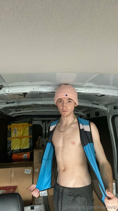 Maxisvip Nacktbilder von OnlyFans