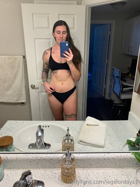Legsfordays1 OnlyFans-Pornos