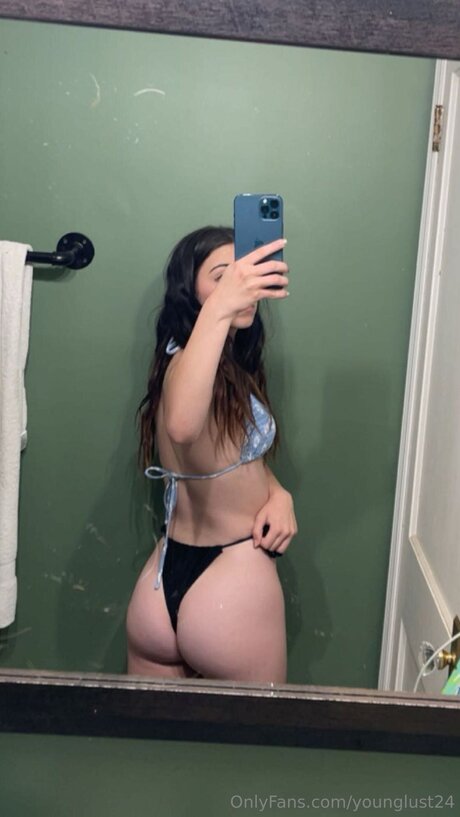 Younglust24 OnlyFans Sextape