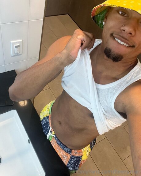 Omarlwc OnlyFans Pornografie