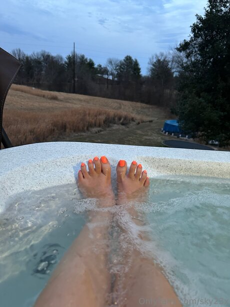 Sky23x Oben ohne OnlyFans