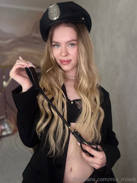 Mia Miledi Nacktpornos auf OnlyFans