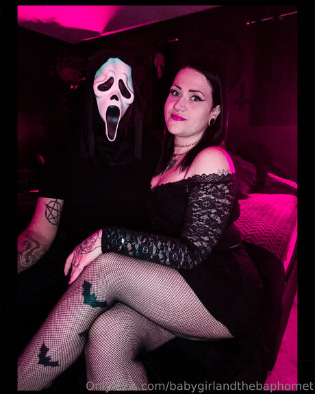Babygirlandthebaphomet Nacktbilder von OnlyFans geleakt