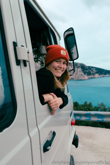 Onlyviviofficial Nacktbilder von OnlyFans