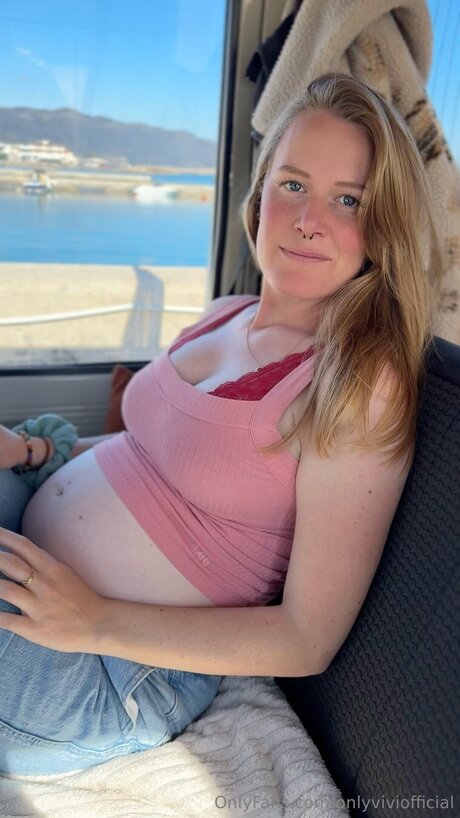 Onlyviviofficial OnlyFans nackt