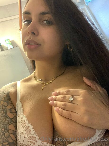 Sashaseren Sextape OnlyFans Nacktbilder