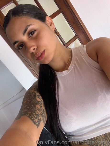 Sashaseren OnlyFans Bilder