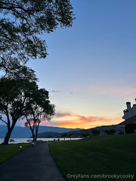 Brookycooky XXX OnlyFans