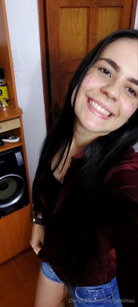 Sofieminou OnlyFans Strip