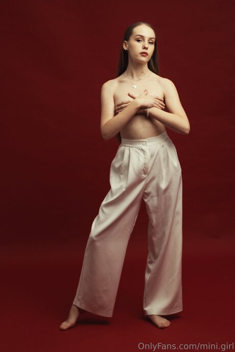 Mini Girl18 OnlyFans Sex geleakt