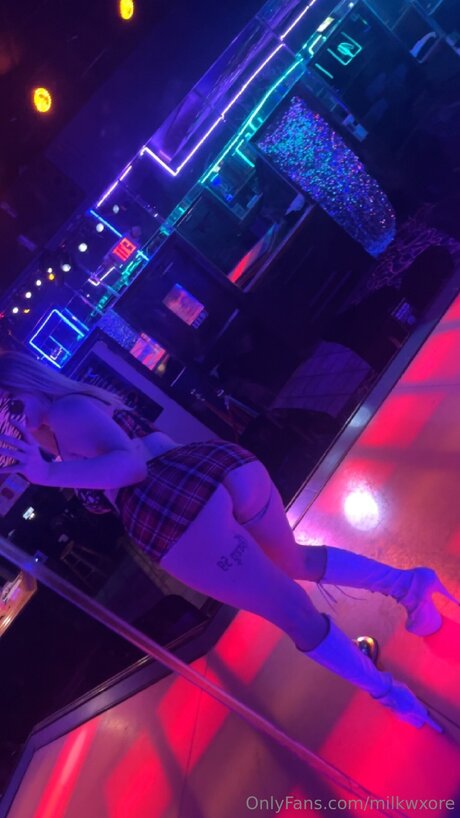 Milkwxore Oben ohne OnlyFans