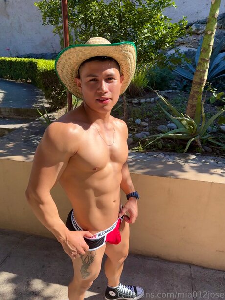 Mia012jose OnlyFans Nacktbilder