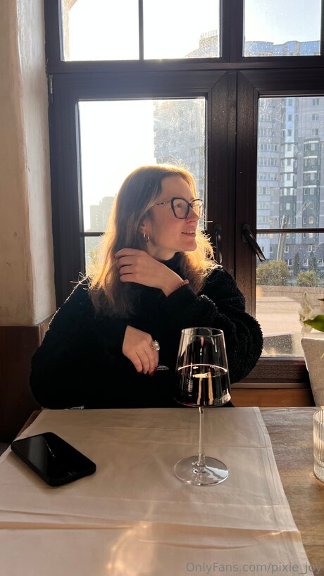 Pixie Joy Nacktbilder von OnlyFans geleakt