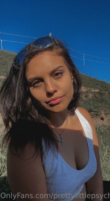 Prettylittlepsychoxoxo NurlyFans-Brüste