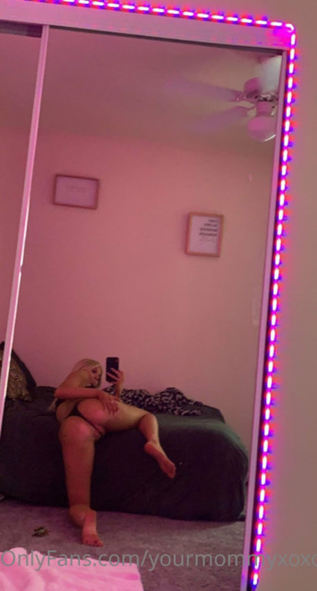 yourmommyxoxo OnlyFans Beiträge