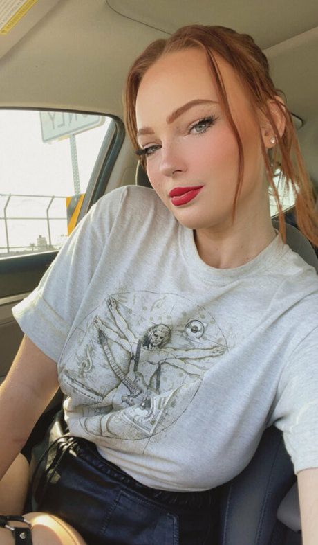 Lindsay Lohann OnlyFans Gratis