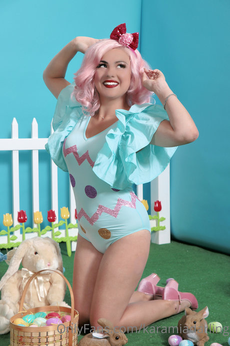 Karamia Darling OnlyFans nackte Brüste