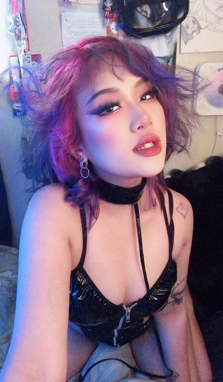 Soraphoria OnlyFans nackte Brüste