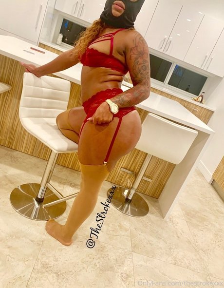 the stroke xxx OnlyFans Brüste Bild