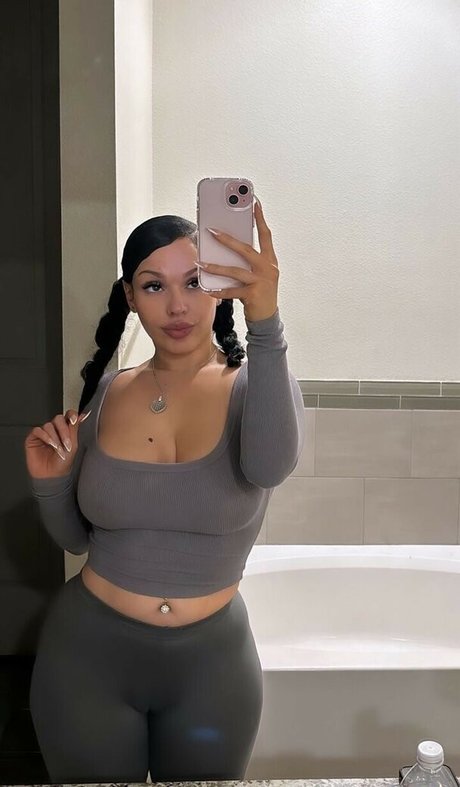 Damndashaa OnlyFans Pornografie geleakt