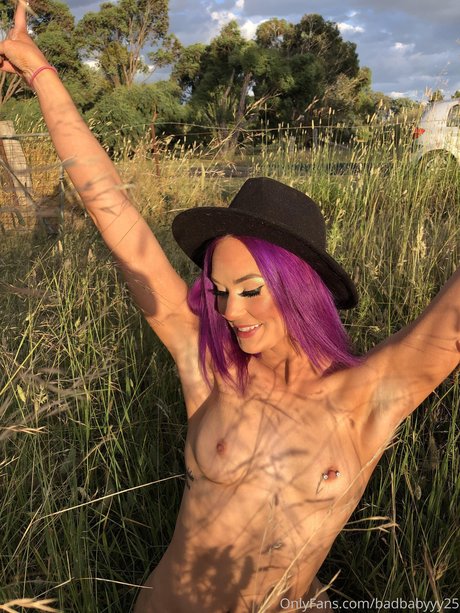 Ailish Allana_ OnlyFans Bilder