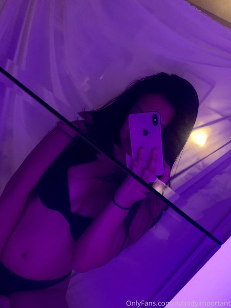 vie Nacktbilder auf OnlyFans