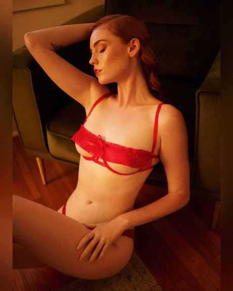 Emily O dette OnlyFans Nacktbilder