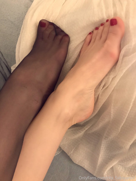 Rita Faltoyano OnlyFans-Bilder