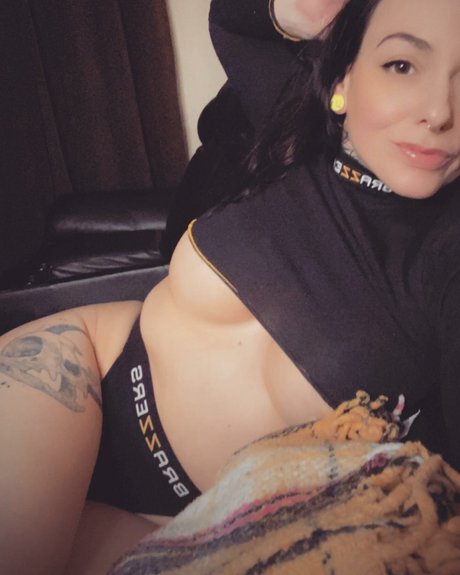 NaughtyFam OnlyFans XX