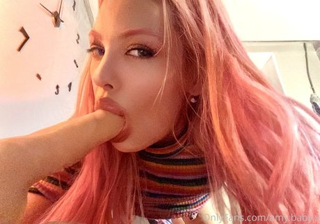 amy baby x NurlyFans-Brüste