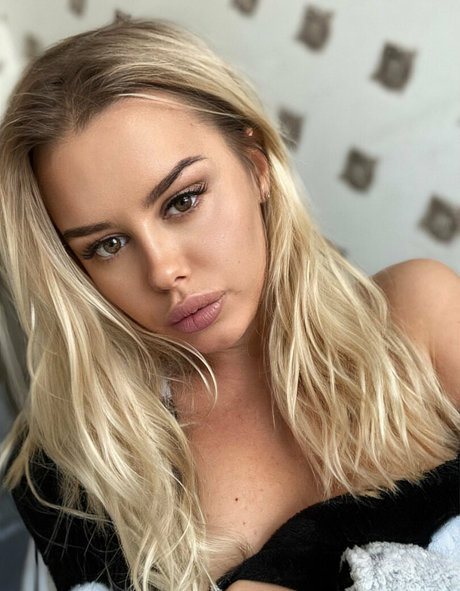 blonde bbw-onlyfans Pornos Selfie