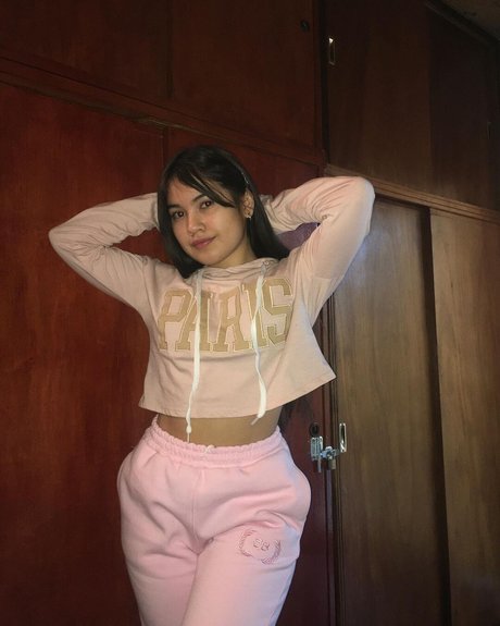 Ruth Sanchez OnlyFans Striptease