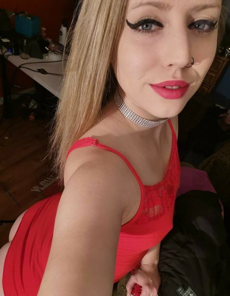 Blueellad OnlyFans explizite Inhalte